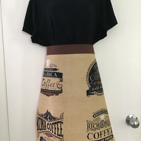 Aprons - Picture 5 of 11